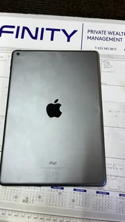 iPad 9th gen 64gb WiFi (D)