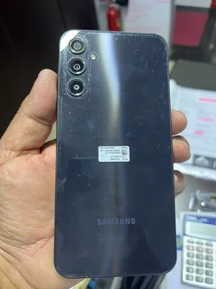 Samsung A24