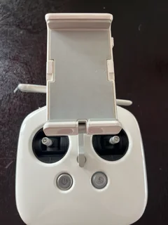 DJI phantom 4 controller