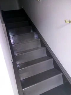 PAINTER PROFESSIONAL/WATERPROOFER/WALLPAPERER!!!