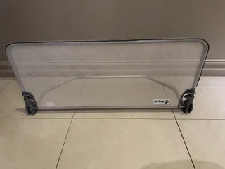 Safety 1st bed rail x2