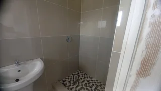 MEREBANK STEPLESS APARTMENT R4950