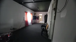 COMMERCIAL PREMISES SILVERGLEN R8000