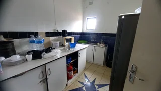 COMMERCIAL PREMISES SILVERGLEN R8000