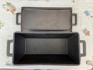 Cast Iron Bread Baker - New