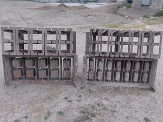 Block making machines Wilkinson and doubel and pan mixers