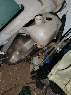 Some loose 2000 Jeep Grand Cherokee spares