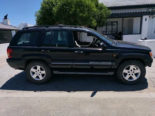 2002 Jeep Grand Cherokee 4.7 High Power Output stripping for spares - unichip