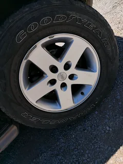 2002 Jeep Grand Cherokee 4.7 High Power Output stripping for spares - unichip