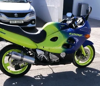 2002 Suzuki GSX750F