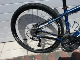 Small 29er very good running condition