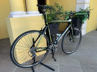 Full Carbon Aero Large Road Bike Ultegra 11 spd