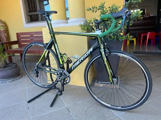 Full Carbon Aero Large Road Bike Ultegra 11 spd