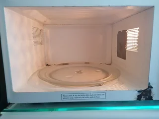 Microwave Platinum 20L in very good working condition