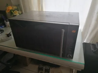 Microwave Platinum 20L in very good working condition