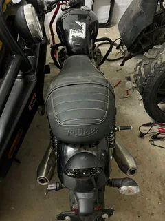 Triumph speed twin 900