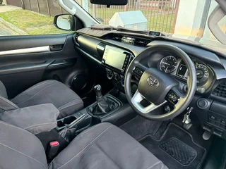 2022 Toyota Hilux Extended Cab