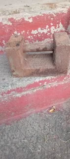 10 KG WEIGHT AND OTHER HEAVY DUTY WEIGHTS R 470