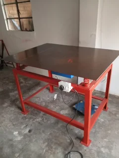 Precast Equipement Machines and Steel Moulds for Construction Industry