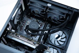 Ryzen 3600 Gaming PC with RTX3070 and 144hz Monitor