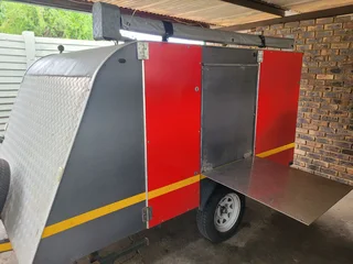 2015 Camping Trailer, On and Off Road fully Equipt