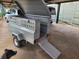 Venter Dog Trailer