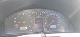 VW Caravelle - Automatic