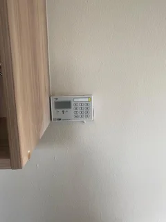 1bed Cottage to let Lombardy East R5000