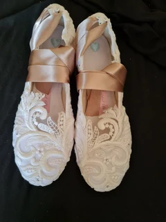 Bridal Shoes(Kahli Bridal Shoes) Custom made wedding shoes
