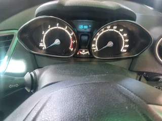 Ford Fiesta 2014 1.4 Trend,  Price R100 000 negotiable, 143000km