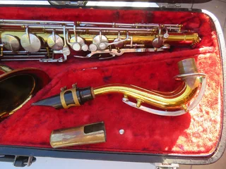 Kings. Cleveland 615 Alto Saxophone