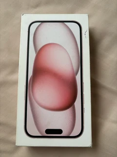 iPhone 15 Pink