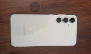 Samsung s23 fe. New condition