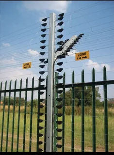 Electric fence installer