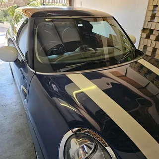 Stunning mini cooper hatchback (f56) 3 door 1.5 twin turbo auto with 119000kms full service history