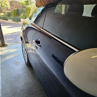 Stunning mini cooper hatchback (f56) 3 door 1.5 twin turbo auto with 119000kms full service history