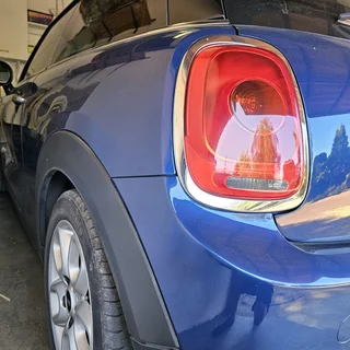 Stunning mini cooper hatchback (f56) 3 door 1.5 twin turbo auto with 119000kms full service history