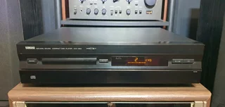 Yamaha Natural Sound CD Player CDX-993