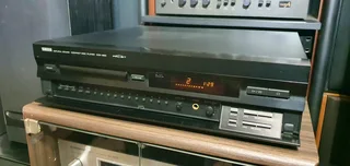 Yamaha Natural Sound CD Player CDX-993