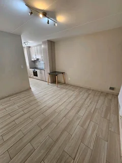 2 Bedroom apartment to rent in Rondebosch East