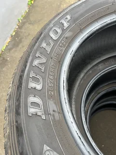 Dunlop 265/65/17