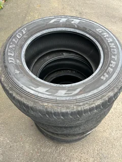 Dunlop 265/65/17