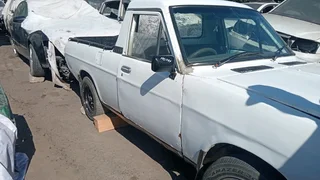 1400 bakkie stripping for parts