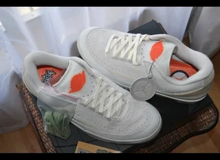 Jordans ands nikes for sale