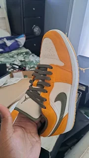 Jordans ands nikes for sale