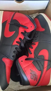 Jordans ands nikes for sale