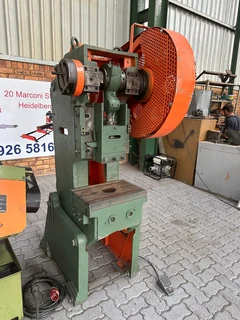 16t Eccentric Press