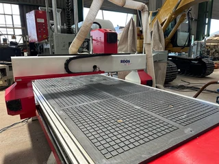 CNC ROUTER VACUME TABLE