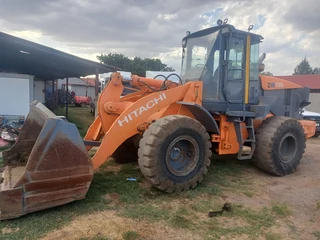 3 CUBE FRONT END LOADER
