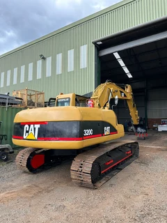 CAT EXCAVATOR 320C